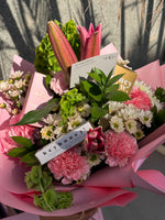 Load image into Gallery viewer, Mother's Day bouquet.