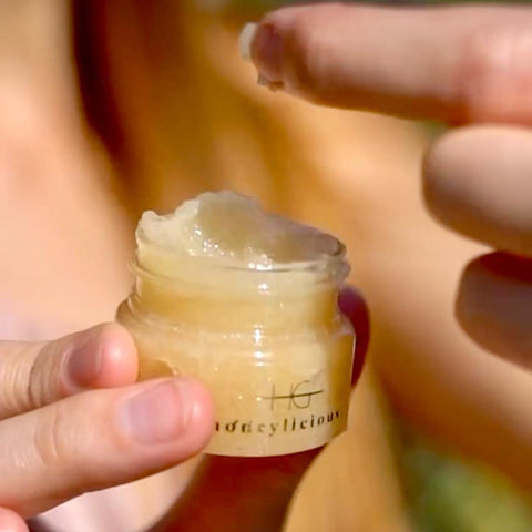 Honeylicious Lip Exfoliator