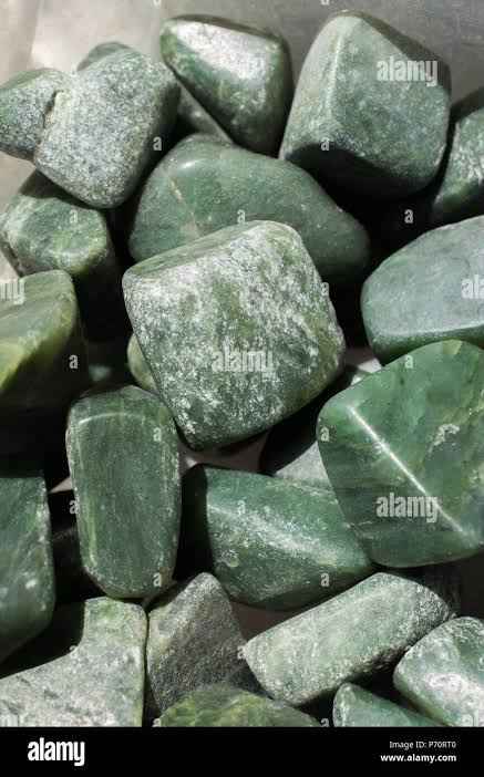 Translation missing: en.HG Aesthetics | Authentic Jade Crystal Heart Shape | Gua Sha